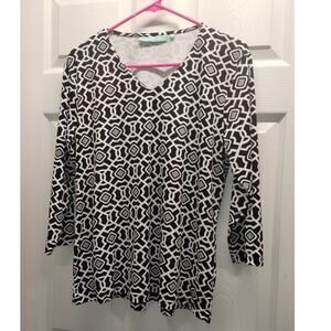 Anthony's Resort Wear Women's Size Medium Black White Geometric V-Neck Top